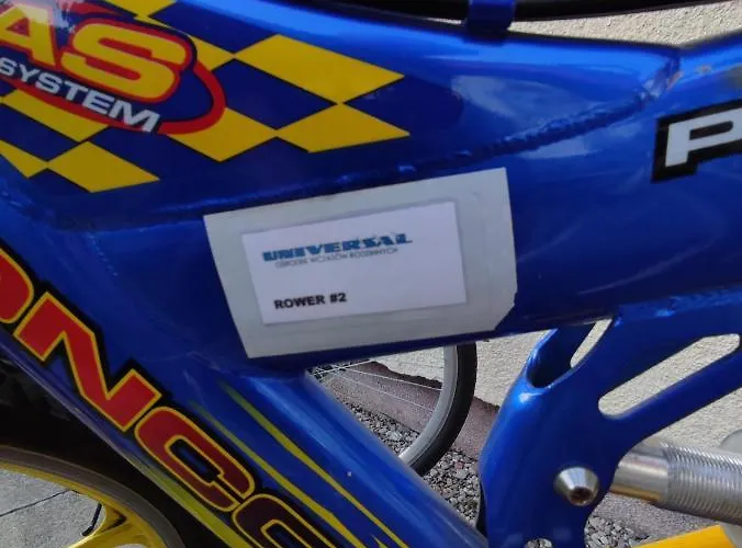 Owr Universal Tatil parkı Łazy