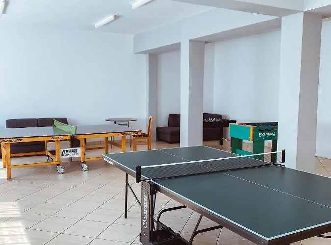 Owr Universal * Łazy