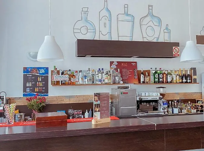 Owr Universal * Łazy