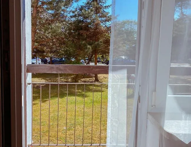 Owr Universal Tatil parkı Łazy